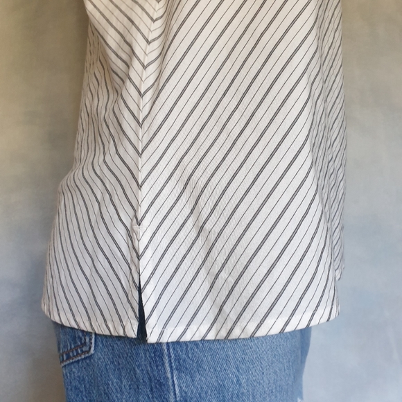 BP. Black & White Pinstripe Split Long Sleeve One Shoulder Dress Blouse Sz XXS - Picture 7 of 16